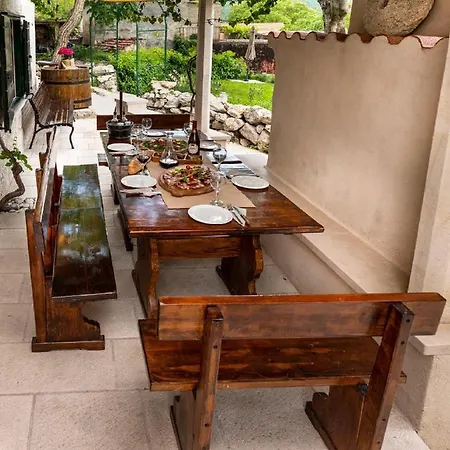 Authentic Stone House Lola
