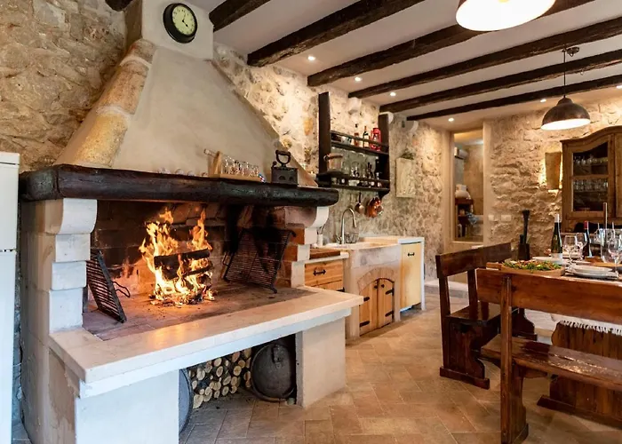 Vakantiehuis Authentic Stone House Lola Makarska