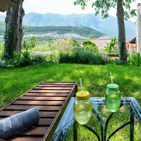Authentic Stone House Lola Σπίτι διακοπών *